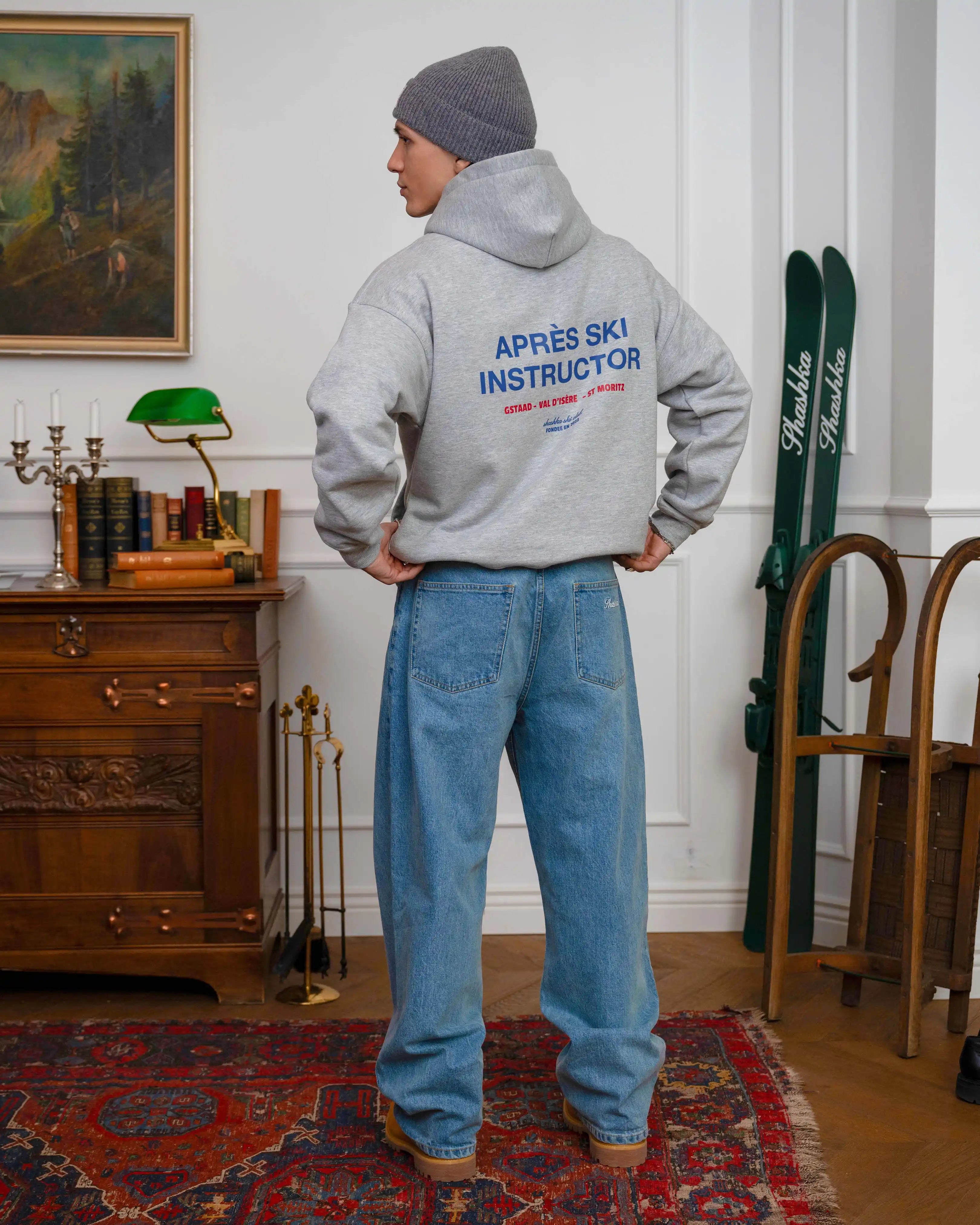 Après Ski Instructor Hoodie